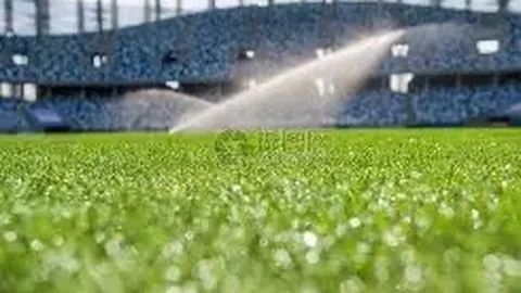 《尤文图斯猎艳新防线，瞄准热那亚铁卫库菲与维罗纳锋线新星焦瓦内》