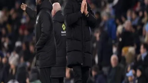 [乒乓球]多哈WTT明星赛次轮激情对决继续