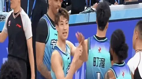 阿莫林强调VAR判决合理，呼吁提升比赛开局稳定性